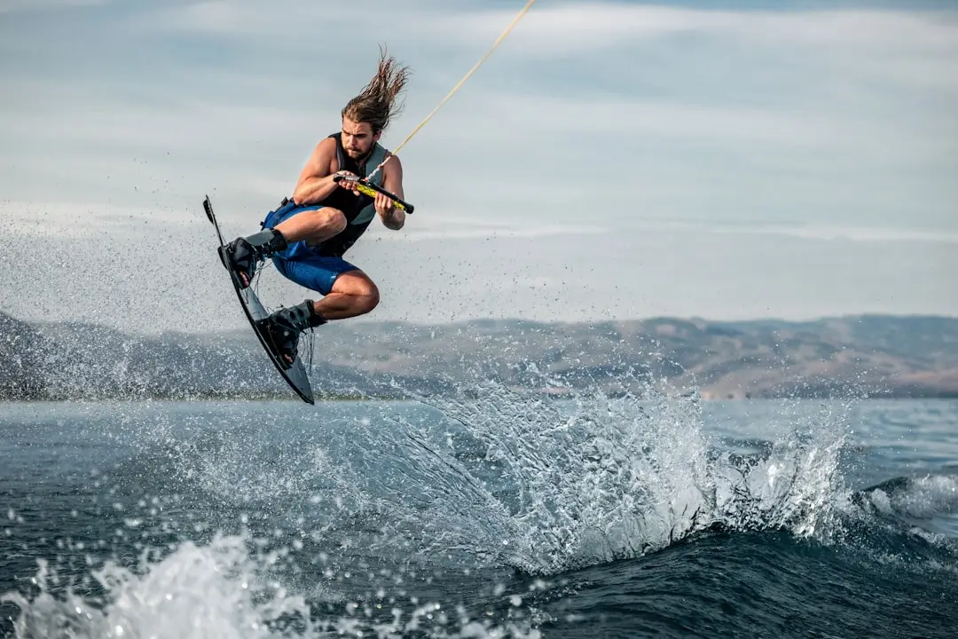 Hur många knop för wakeboard bakom min båt? illustration